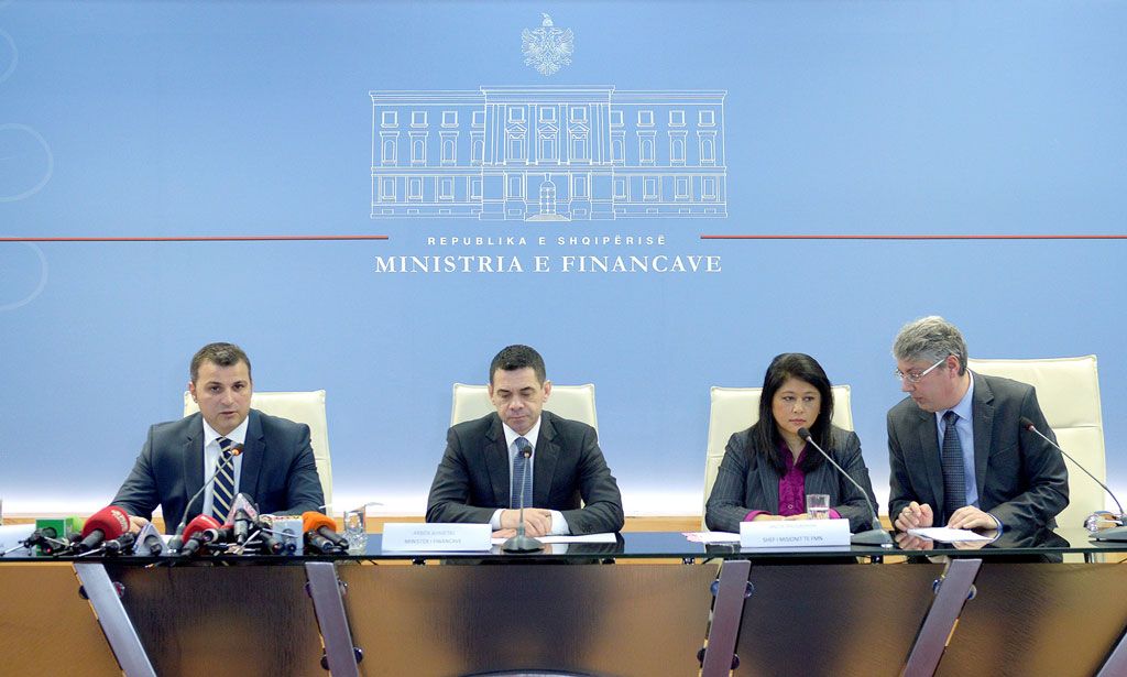 FMN mbyll misionin: Te pershpejtohet reforma ne administraten tatimore